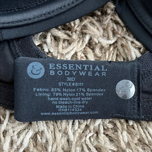 Classic Black Women's Bra - Picture 3 of 5